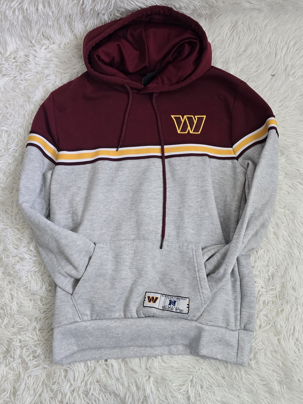 NFL Team Apparel Women's Washington Football Team Hoodie - Picture 15 of 15